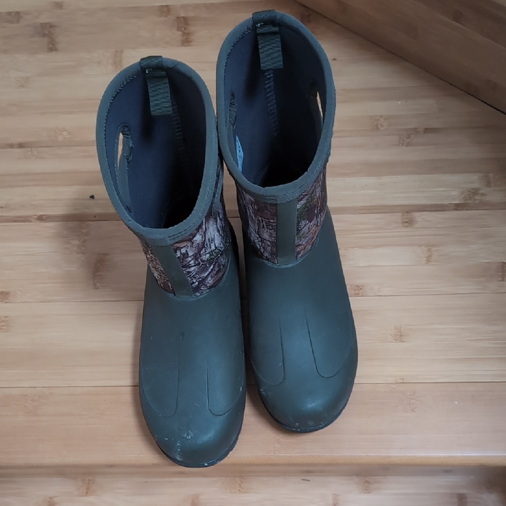 Kids Green Boots